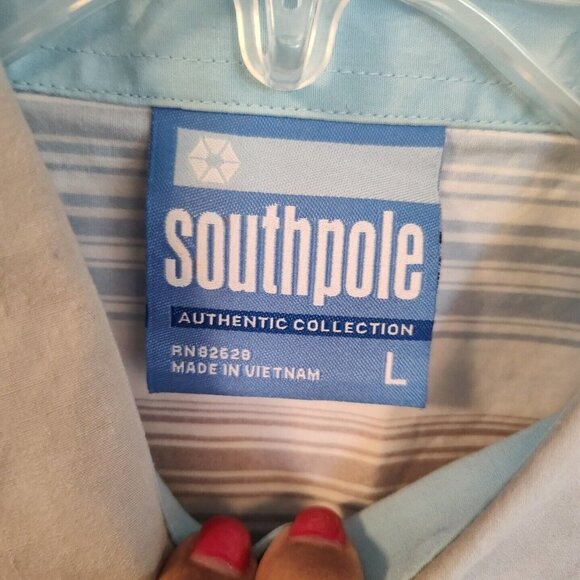 Southpole Button Up Casual Shirt Men Size L White Blue Gray Stripe Short Sleeve - Picture 5 of 8